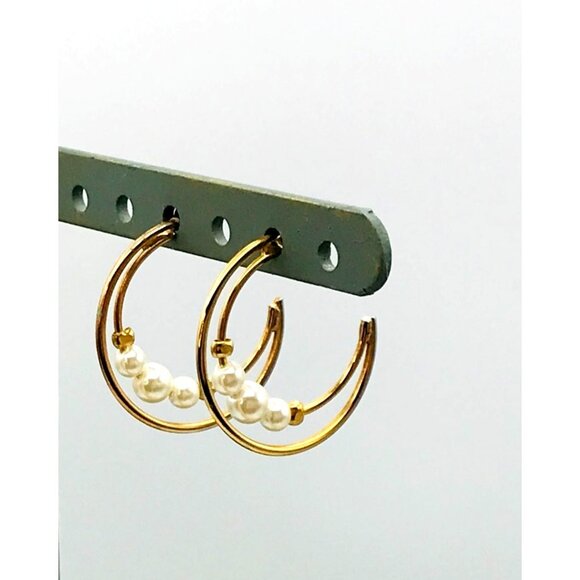 Vintage Style Gold Tone Hoop Earrings With Faux Pearl Detailing - Picture 2 of 6